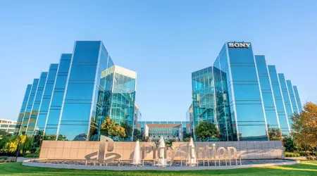 Medan andra lider av tullar, blir Sony rika på PS Plus och anime