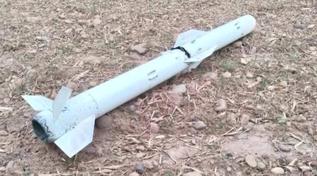 Indien fångar kinesiska PL-15-missilen som avskjutits av Pakistan