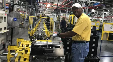 U-sväng på språng: General Motors kommer att investera 888 miljoner dollar i motorproduktion på fabriken i New York