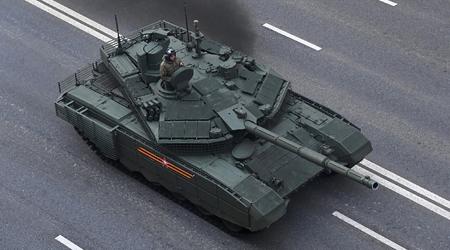 Ukrainsk drönare kastade granater och förstörde en rysk T-90M "Breakthrough" stridsvagn värd upp till 4,5 miljoner dollar