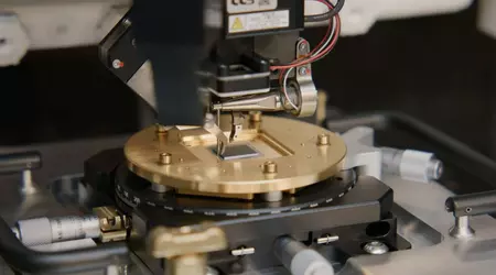 Amazon presenterade Ocelot, företagets nya processor för kvantberäkningar