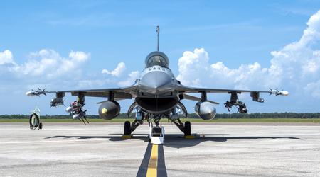 Nederländerna överför vapen till ett värde av 150 miljoner euro för F-16 Fighting Falcon till Ukraina