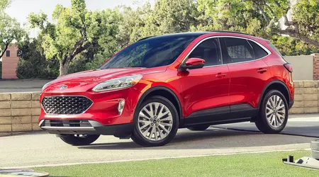 Mer än 180.000 bilar från olika tillverkare återkallas på grund av risken för att Samsung-batterier fattar eld