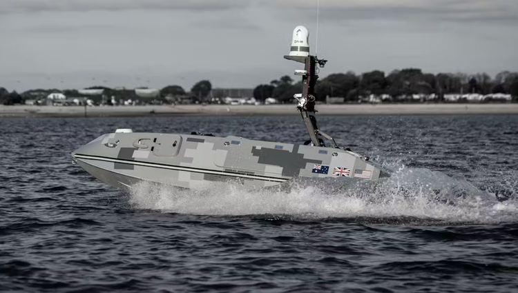 Storbritannien visar upp MARS ytdron som ...