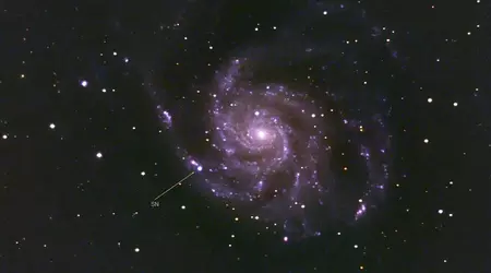 Forskare direktsände blixten från en av de ljusstarkaste supernovorna under det senaste decenniet