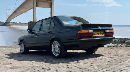 Fans fann Chris Harris stulna BMW snabbare än polisen.