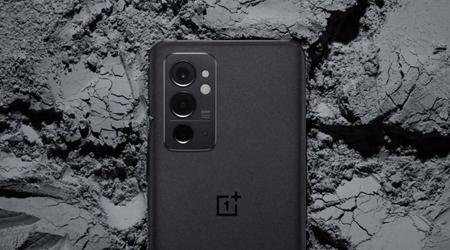 OnePlus 9RT har börjat ta emot en stabil version av OxygenOS 14 baserad på Android 14