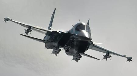 Ryssarna har fått en ny omgång Su-34M bombflygplan för frontlinjen som kan avfyra smarta bomber