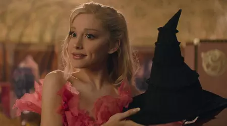 Paul Tazewell vann en Oscar för bästa kostymdesign för Wicked och blev den förste svarte mannen att vinna en sådan seger