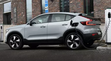 Volvo upphör tillfälligt med C40 och byter namn på flera modeller