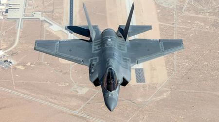 F-35 Lightning II kommer att kunna förstöra fientliga stridsvagnar med AGM-114 Hellfire-missiler