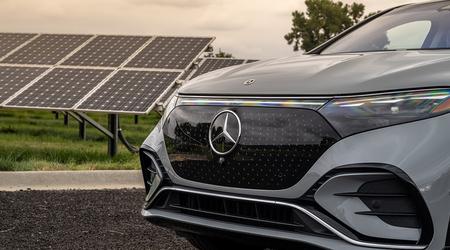 Mercedes-Benz experimenterar med en färg som kommer att driva elbilar med solenergi