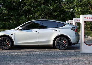 Tesla lanserar kampanj: ett års gratis ...