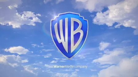 Warner Bros. har lagt ut mer än 30 äldre filmer på YouTube med fri tillgång