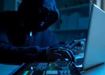 Frankrike anklagar rysk militär underrättelsetjänst för ...