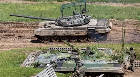 Nu testar även Slovakien "grillar" på T-72 och Leopard stridsvagnar: drönare tvingar fram improvisation