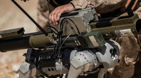 US Marines har utrustat en kinesisk robothund med en M72 LAW-missilavfyrare