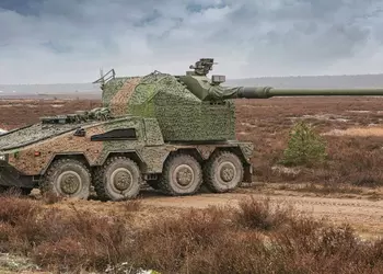 Tyskland överlämnar artillerisystemen PzH 2000 och ...