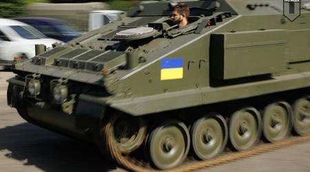 De ukrainska försvarsstyrkorna fick 15 brittiska pansarfordon av typen FV432, CVRT Stormer och CVRT Shielder