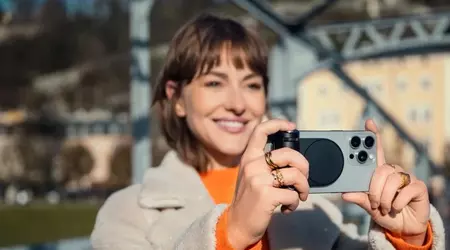 Leica presenterar LUX Grip för iPhone med mekaniska knappar för fotografering