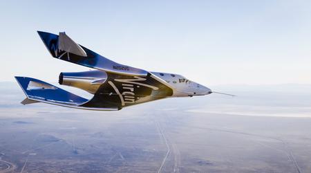 Virgin Galactic skickar turister till rymdens gränser för första gången - VSS Unity klättrade till en höjd av 80 km