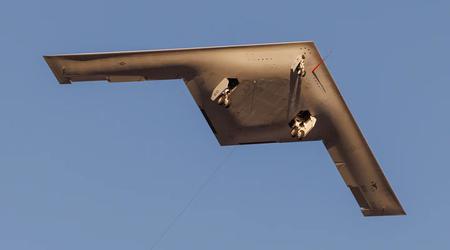 Kärnvapenbombplanet B-21 Raider kan börja testflygningen på Edwards Air Force Base, US Air Force Base