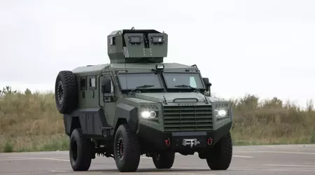 Kanadensiska pansarfordonstillverkaren Roshel levererar 1700:e Senator till Ukraina