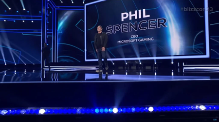 Phil Spencer talar på BlizzCon 23, där han säger att Xbox kommer att "stärka" Blizzard