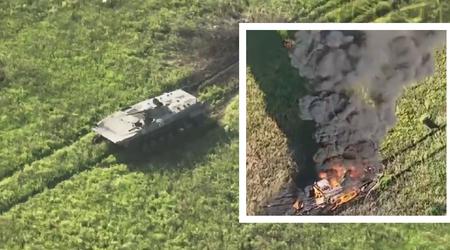 En ukrainsk FPV-drönare flög inuti en BMP-1 och exploderade, vilket förstörde det 200 000 dollar dyra infanteristridsfordonet