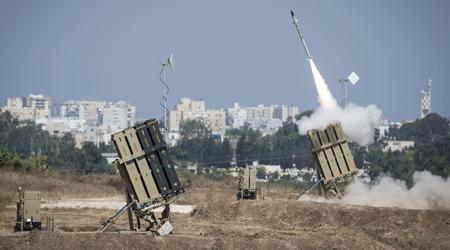 Israel har begärt missilavskiljare för luftförsvarssystemet Iron Dome och bomber med liten diameter från USA