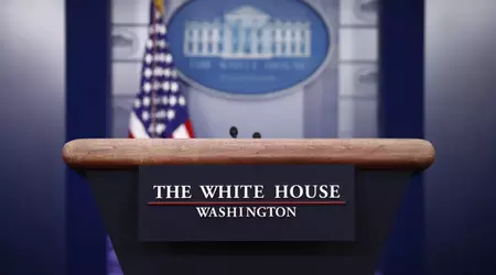 Biden undertecknar dekret som begränsar investeringar i kinesiska teknikföretag med anknytning till artificiell intelligens