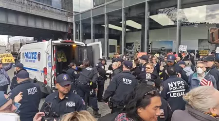 "Tesla Takedown": en våg av anti-Mask-protester sveper över USA