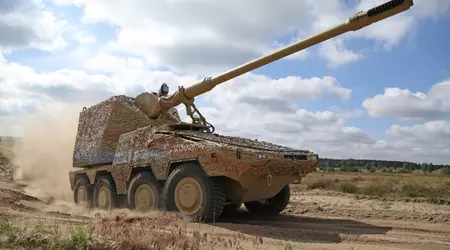 Tyskland överlämnade den första nyaste självgående RCH 155 till Ukraina