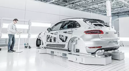 Audi och Porsche kan börja tillverka bilar i USA på grund av Trumps tullhot - media outlet