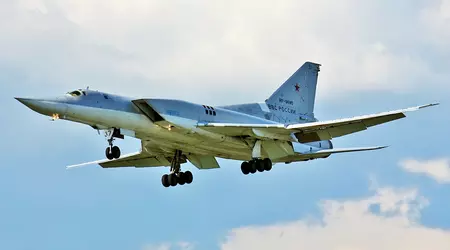 Tu-22M3-bombare, som vanligtvis avfyrar missiler mot Ukraina, kraschar i Ryssland