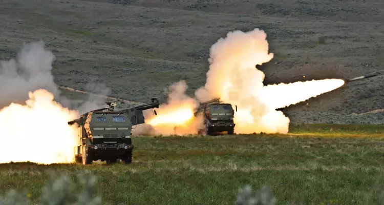 HIMARS förstörde två ryska BM-21 Grad ...