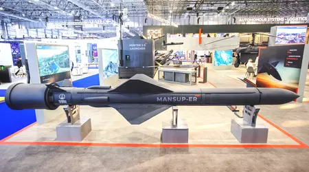 EDGE GROUP introducerade kryssningsrobotarna NASEF-20 och NASEF-125 tillsammans med sjömålsroboten MANSUP-ER