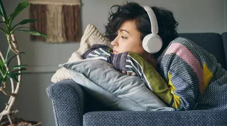 Sony WH-CH520 med upp till 50 timmars batteritid kan köpas på Amazon för mindre än 40 USD