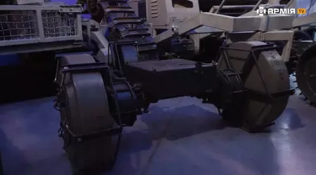 Ukrainska ingenjörer skapar en kamikaze-drönare med minhjul 