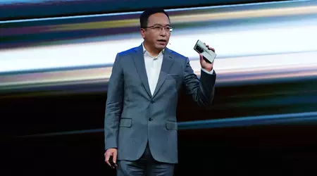 Honor's VD lämnar oväntat sin post