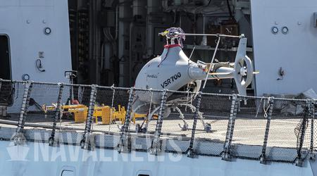 Den franska flottan har börjat testa den obemannade helikoptern VSR700 på Aquitaine-klassens fregatt Provence