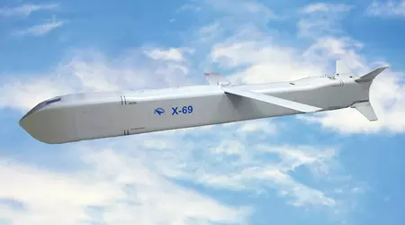 Ryssarna har presenterat kryssningsmissilen Kh-69 med en stridsspets på 310 kg och en räckvidd på upp till 290 km för femte generationens Su-57 stridsflygplan.