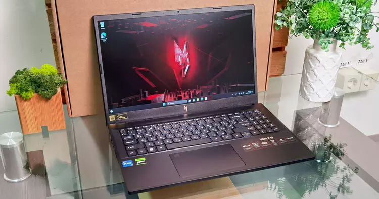 Acer Nitro V 15 ANV15-51 recension: ...