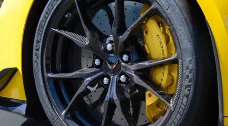 Chevrolet Corvette får 10-kolvs bromsok för första gången