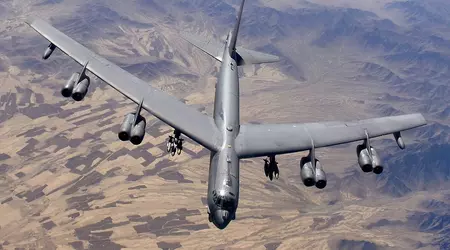 USA skickar B-52 strategiska bombplan till Indiska oceanen