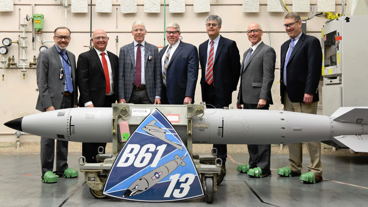 USA skapar ny B61-13 kärnvapenbomb ett ...