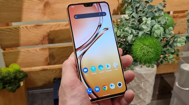 vivo V23 5G recension: världens första ...