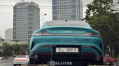 Xiaomi SU7 sedd utanför Hyundais huvudkontor i Seoul - den koreanska tillverkaren studerar den kinesiska rivalen
