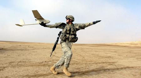 USA donerade gratis AeroVironment RQ-11 Raven spaningsdrönare till den ecuadorianska flottan