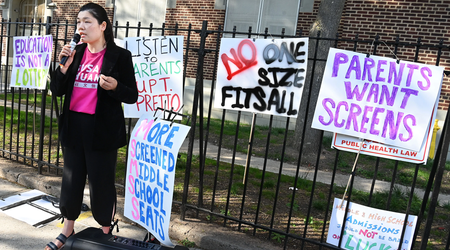 Ledamot i New Yorks kommunfullmäktige erkänner att han använt AI för att svara på frågor från media